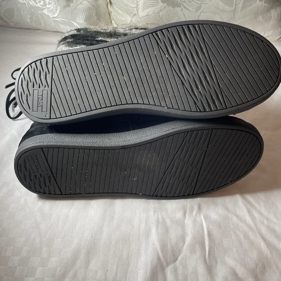 TOMS Nepal Mixed Woven Fleece Lined Suede Moccasin Boots - Picture 10 of 10